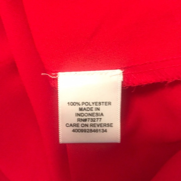 Cute red 3/4 sleeve top - Picture 4 of 5